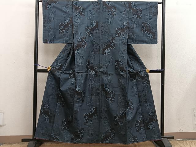 平和屋着物■本場大島紬　7マルキ　色紙重ね花文　証紙付き　正絹　逸品　BAAX4823mz