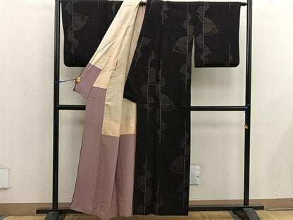 平和屋着物■上質な紬 80亀甲 七宝文 黒地 正絹 逸品 BAAX4930mz