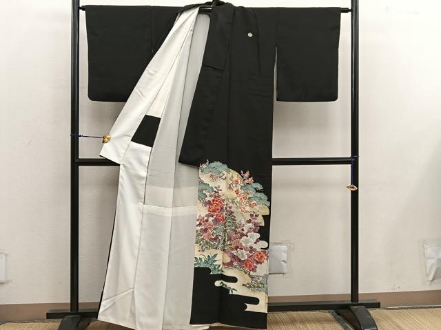 平和屋着物■豪華黒留袖 刺繍 草花文 銀彩 正絹 逸品 BAAX4947mz