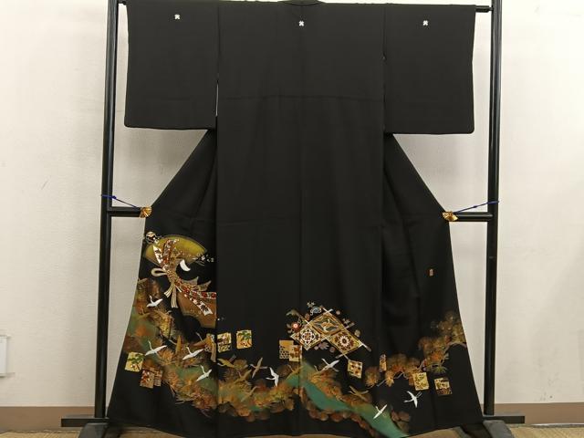 平和屋着物■豪華黒留袖 作家物 駒刺繍 束ね熨斗飛鶴花文 暈し染め 金彩 正絹 逸品 BAAX4988mz