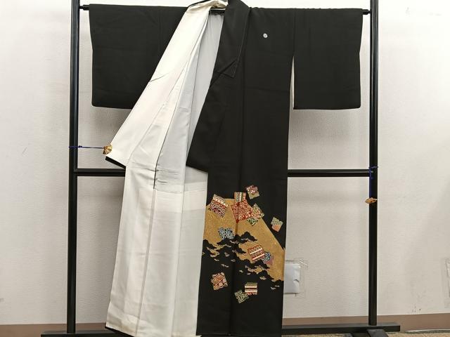 平和屋着物■豪華黒留袖 駒刺繍 草花文 金彩 正絹 逸品 BAAX5014mz