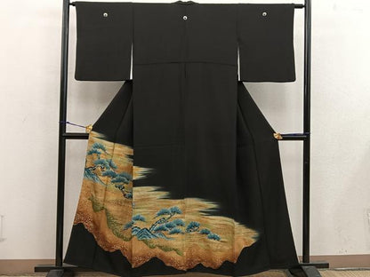 平和屋着物■豪華黒留袖　枝松文　金彩　正絹　逸品　BAAX5025mz