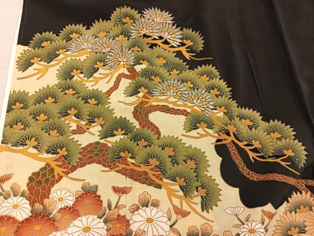 平和屋着物■豪華黒留袖 刺繍 松花文 金彩 正絹 逸品 BAAX5059mz