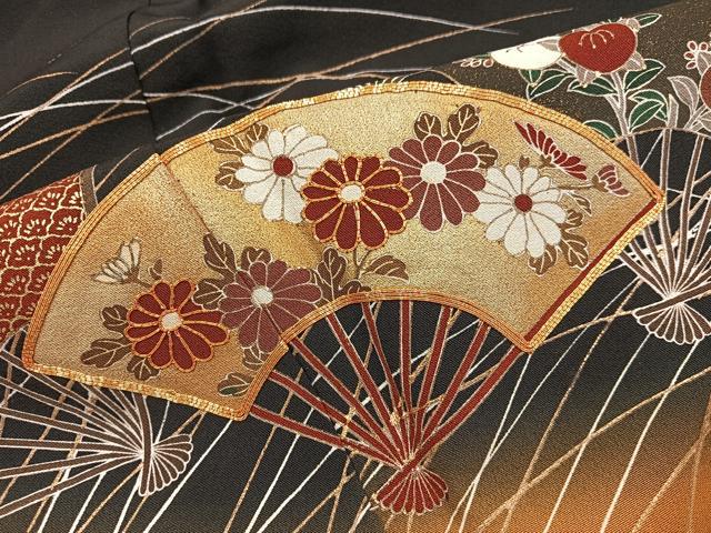 平和屋着物■豪華黒留袖 駒刺繍 扇面菊花文 暈し染め 金彩 正絹 逸品 BAAX5427mz