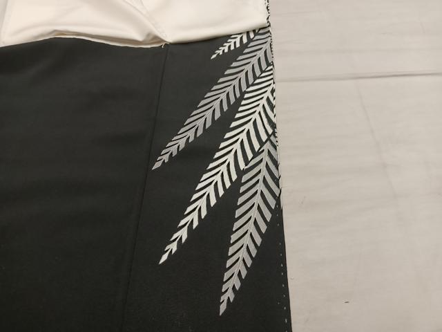 平和屋着物■豪華黒留袖 駒刺繍 休み鳥梅花文 金彩 正絹 逸品 BAAX5430mz