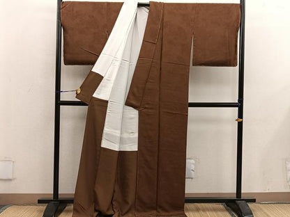 平和屋着物●上質な色無地　菊地紋　唐茶色　正絹　逸品　未使用　BAAX5450mz