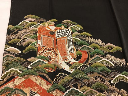 平和屋着物■豪華黒留袖　駒刺繍　御所車松文　金彩　正絹　逸品　BAAX5452mz