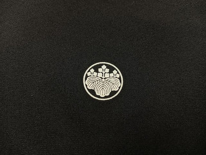 平和屋着物■豪華黒留袖 駒刺繍 立波草葉文 暈し染め 金彩 正絹 逸品 BAAX5494mz