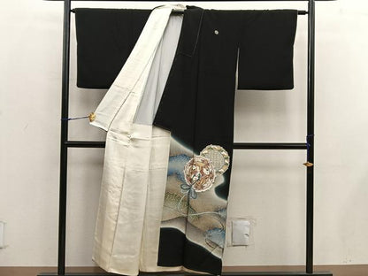 平和屋着物■豪華黒留袖 駒刺繍 鏡裏鳳凰花文 暈し染め 金彩 正絹 逸品 BAAX5496mz
