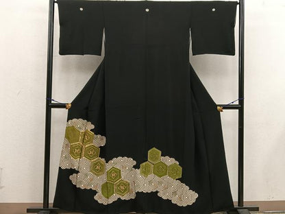 平和屋着物■豪華黒留袖 駒刺繍 亀甲花文 金彩 正絹 逸品 BAAX5497mz