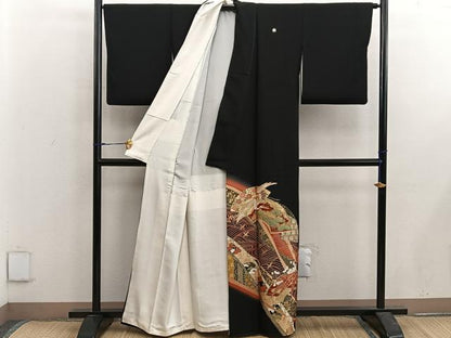 平和屋着物■豪華黒留袖 駒刺繍 地紙重ね飛鶴花文 暈し染め 金彩 正絹 逸品 BAAX5503mz