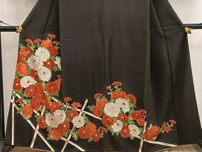 平和屋着物■豪華黒留袖　刺繍　菊　金彩　正絹　逸品　BAAX5509mz