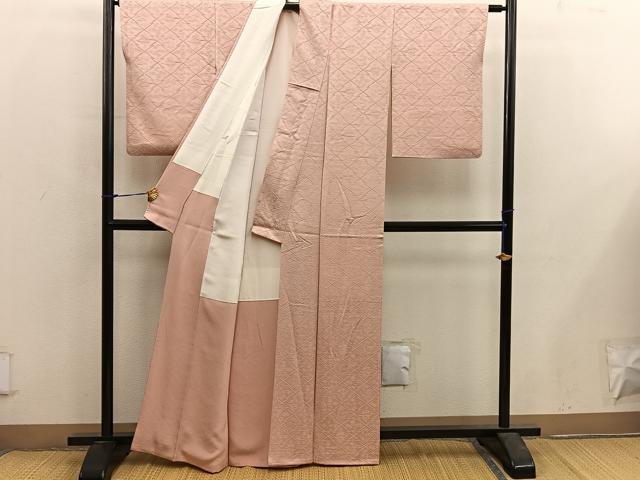 平和屋着物■上質な色無地　松皮菱花地紋　宍色　正絹　逸品　BAAX5525mz