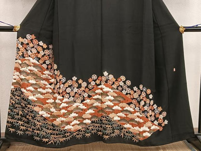 平和屋着物■豪華黒留袖　作家物　　駒刺繍　松竹梅　正絹　逸品　BAAX5592mz