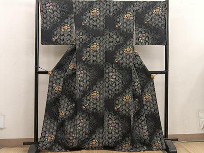 平和屋着物■上質な小紋　草花文　黒地　正絹　逸品　BAAX5602mz