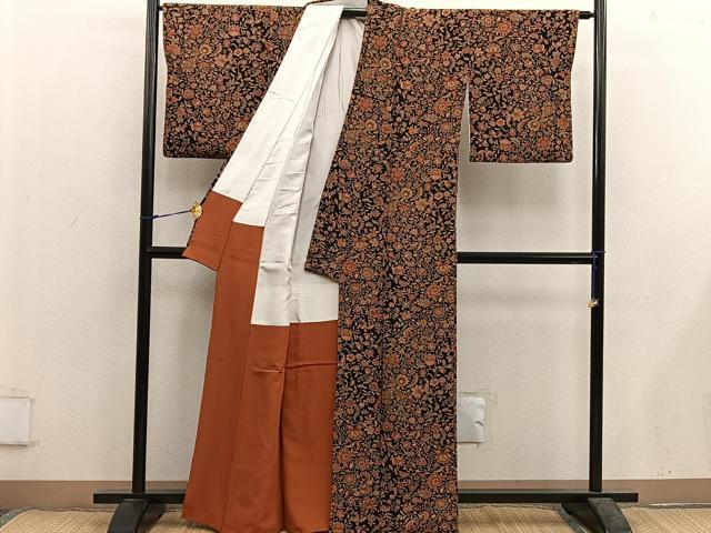 平和屋着物■上質な小紋　更紗花文　黒地　鬼しぼ縮緬　正絹　逸品　BAAX5614mz