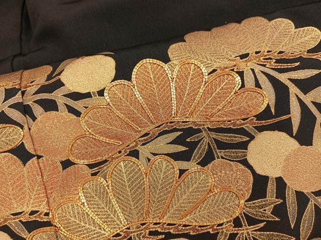 平和屋着物■豪華黒留袖　駒刺繍　松　金彩　正絹　逸品　BAAX5639mz