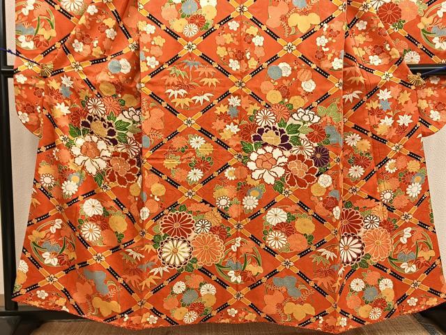 平和屋着物■豪華振袖　駒刺繍　牡丹花文　金彩　正絹　逸品　BAAX5661mz