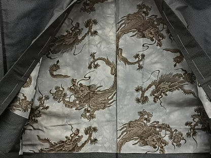 平和屋着物●男性　紬　アンサンブル　亀甲文　羽裏・龍　正絹　逸品　未使用　BAAX5697mz