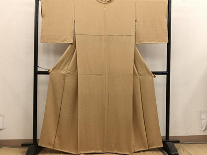 平和屋着物●上質な色無地　唐草地紋　黄橡色　正絹　逸品　BAAX5710mz