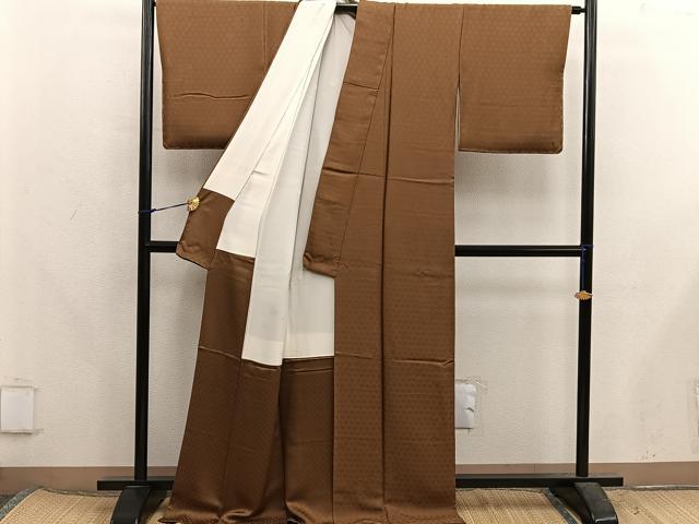 平和屋着物●上質な色無地　花唐草地紋　香染色　正絹　逸品　BAAX5711mz