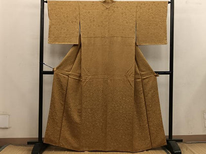 平和屋着物●上質な色無地　草花地紋　黄土色　正絹　逸品　未使用　BAAX5712mz