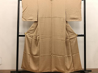 平和屋着物●百貫達夫監修　色無地　霞地紋　黄朽葉色　反端付き　正絹　逸品　未使用　BAAX5732mz
