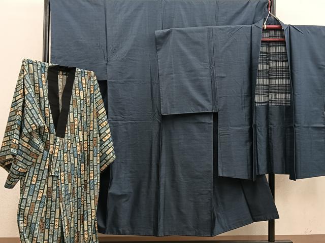 平和屋着物●男性　本場大島紬　アンサンブル　襦袢セット　80亀甲　総詰め　正絹　逸品　BAAX5762mz
