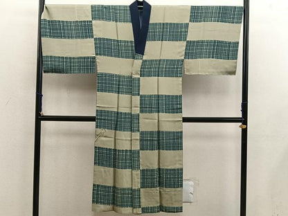平和屋着物■男性　本場大島紬　アンサンブル　キングサイズ　襦袢セット　100亀甲　総詰め　正絹　逸品　BAAX5764mz