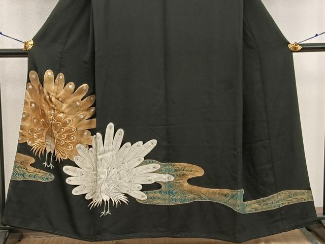 平和屋着物■豪華黒留袖　刺繍　孔雀　金彩　正絹　逸品　BAAX5860mz