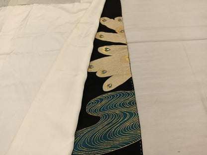 平和屋着物■豪華黒留袖　刺繍　孔雀　金彩　正絹　逸品　BAAX5860mz