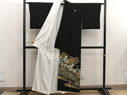 平和屋着物■豪華黒留袖　駒刺繍　雪輪飛鶴花文　暈し染め　金彩　正絹　逸品　BAAX5868mz