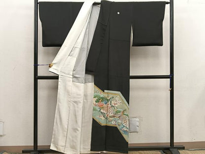 平和屋着物■豪華黒留袖　駒刺繍　孔雀花文　正絹　逸品　BAAX5915mz