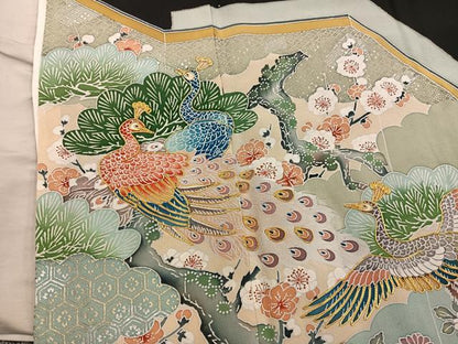 平和屋着物■豪華黒留袖　駒刺繍　孔雀花文　正絹　逸品　BAAX5915mz