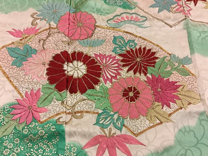 平和屋着物■豪華振袖　駒刺繍　地紙菊花文　暈し染め　金彩　正絹　逸品　BAAX5929mz