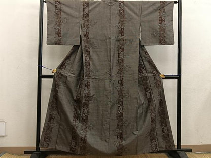 平和屋着物■本場大島紬　9マルキ　菊花文　正絹　逸品　BAAX5945mz