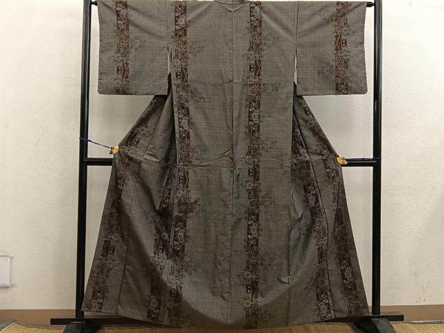 平和屋着物■本場大島紬　9マルキ　菊花文　正絹　逸品　BAAX5945mz