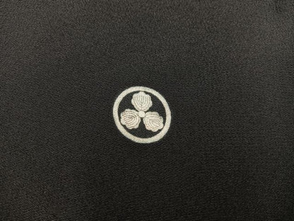 平和屋着物■豪華黒留袖　刺繍　飛鶴花文　金糸　正絹　逸品　BAAX5954mz