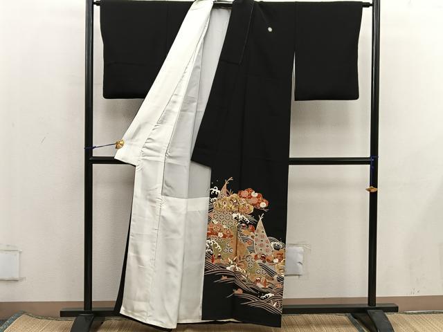 平和屋着物■豪華　黒留袖　駒刺繍　鴛鴦亀甲花文　暈し染め　金彩　正絹　逸品　BAAX5967mz