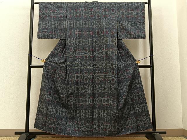 平和屋着物■本場大島紬　7マルキ　鳥獣花文　正絹　逸品　BAAX6036hj