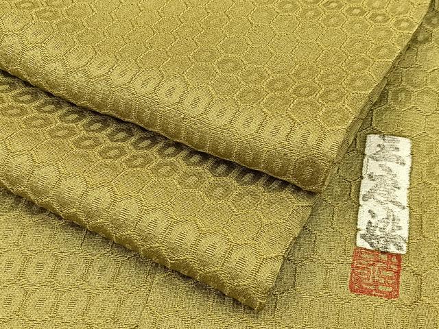 平和屋着物●上質な色無地　作家物　三度染　亀甲地紋　青朽葉色　ロング丈　正絹　逸品　BAAX6161hj