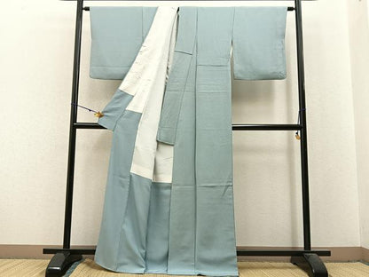 平和屋着物●上質な色無地　千草鼠色　鬼しぼ縮緬　正絹　逸品　BAAX6163hj