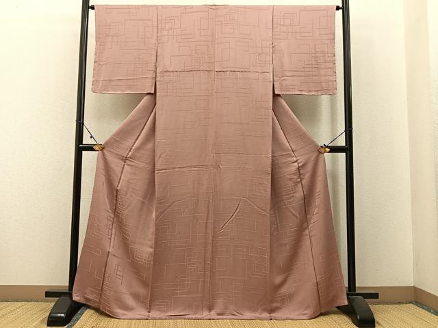 平和屋着物●上質な色無地　幾何学地紋　洗朱色　やまと誂製　正絹　逸品　BAAX6167hj