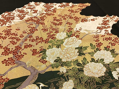 平和屋着物■豪華黒留袖　作家物　駒刺繍　流水花鳥文　金彩　正絹　逸品　BAAX6274hj
