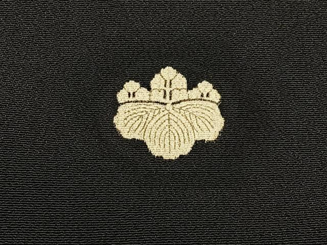 平和屋着物■豪華黒留袖 刺繍 尾長鶏花文 金銀彩 正絹 逸品 BAAX6280hj
