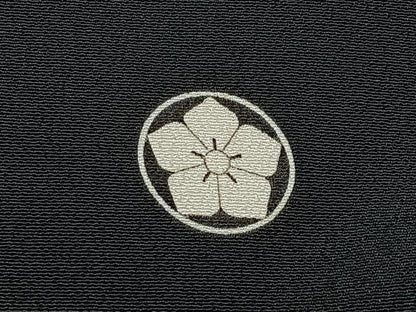平和屋着物■豪華黒留袖　刺繍　尾長鶏　暈し染め　金彩　正絹　逸品　BAAX6300hj