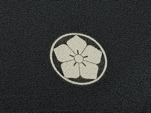 平和屋着物■豪華黒留袖　刺繍　尾長鶏　暈し染め　金彩　正絹　逸品　BAAX6300hj