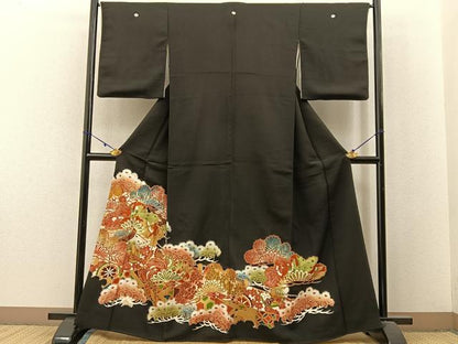 平和屋着物■豪華黒留袖　駒刺繍　鳳凰松花文　金彩　正絹　逸品　BAAX6303hj