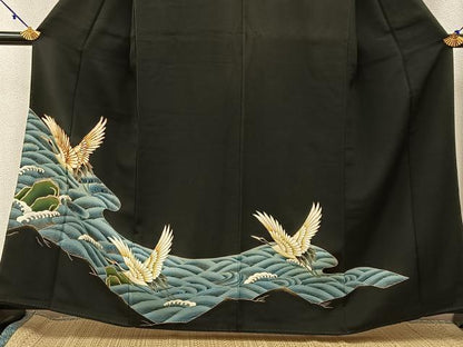 平和屋着物■豪華黒留袖　駒刺繍　飛鶴立波文　金彩　正絹　逸品　BAAX6382hj