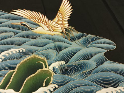 平和屋着物■豪華黒留袖　駒刺繍　飛鶴立波文　金彩　正絹　逸品　BAAX6382hj